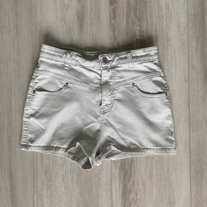 BDG High Waisted Shorts Size 28